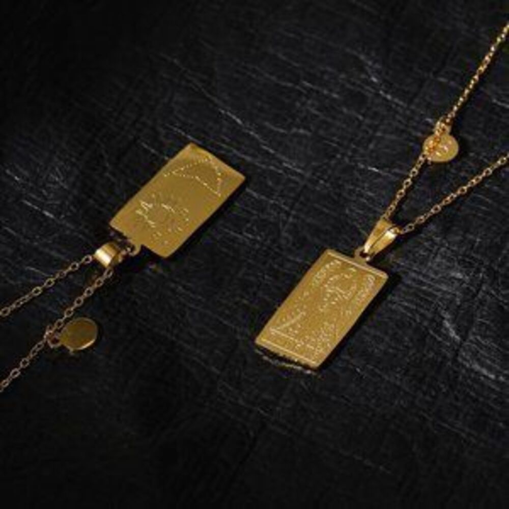 NEW 18K Gold Plated Gemini Sign Zodiac Tarot Card Square Pendant Ne - Picture 4 of 8
